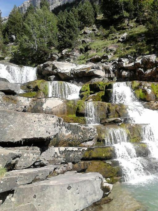 La Borda De Allue Huesca Exteriör bild