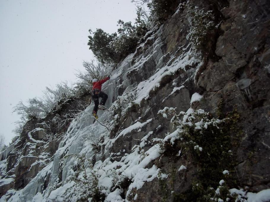 La Borda De Allue Huesca Exteriör bild
